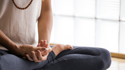 6 maneras de reducir el estrés por medio de la meditación