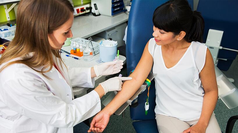 chequeo-medico-examen-de-sangre-2