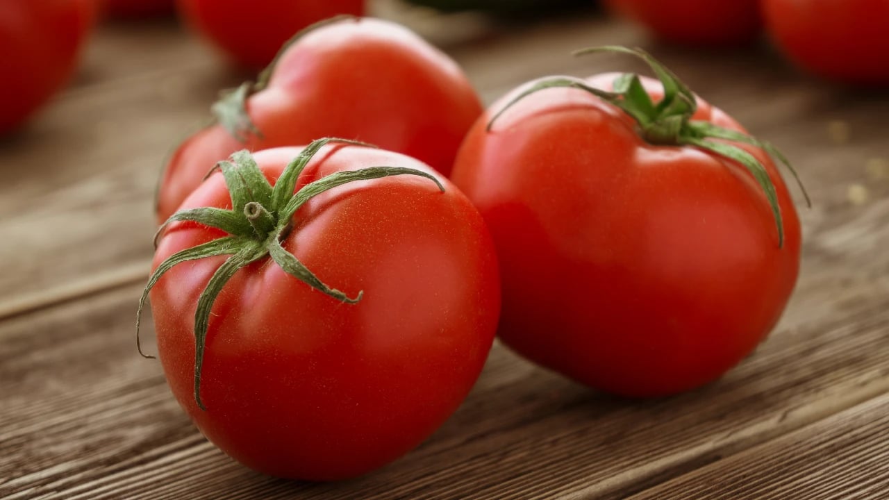 que alimentos podrian evitar el cancer de prostata tomate