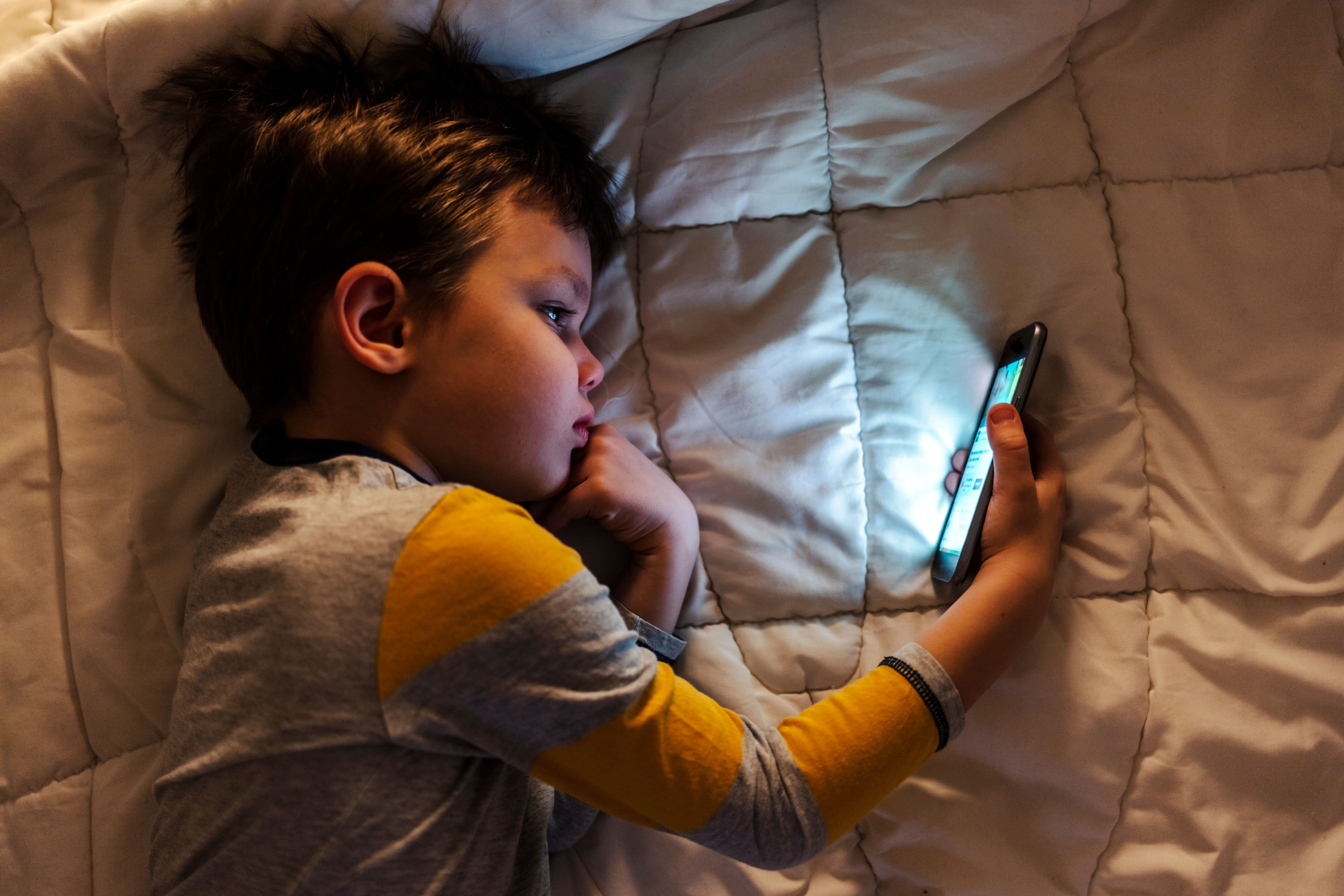 pantallas LED en niños puede causar enfermedades